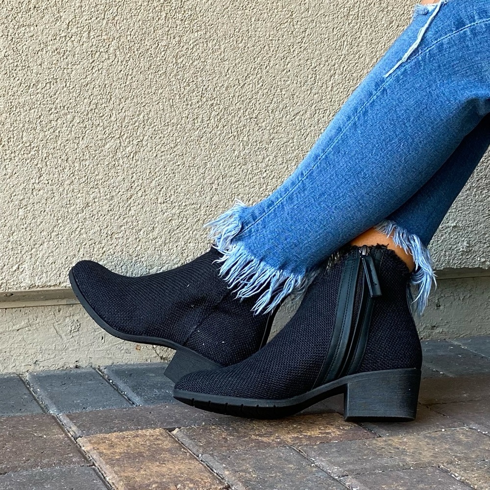 Black Frayed Fabric Ankle Western Heel Booties - Picture 8 of 14